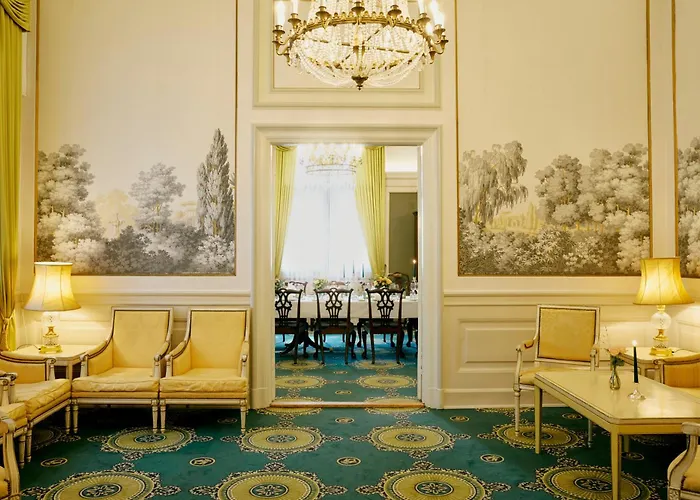 Hotel Bristol